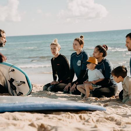 The Far End Surf House - Surf & Yoga Holidays Lourinhã Exterior foto