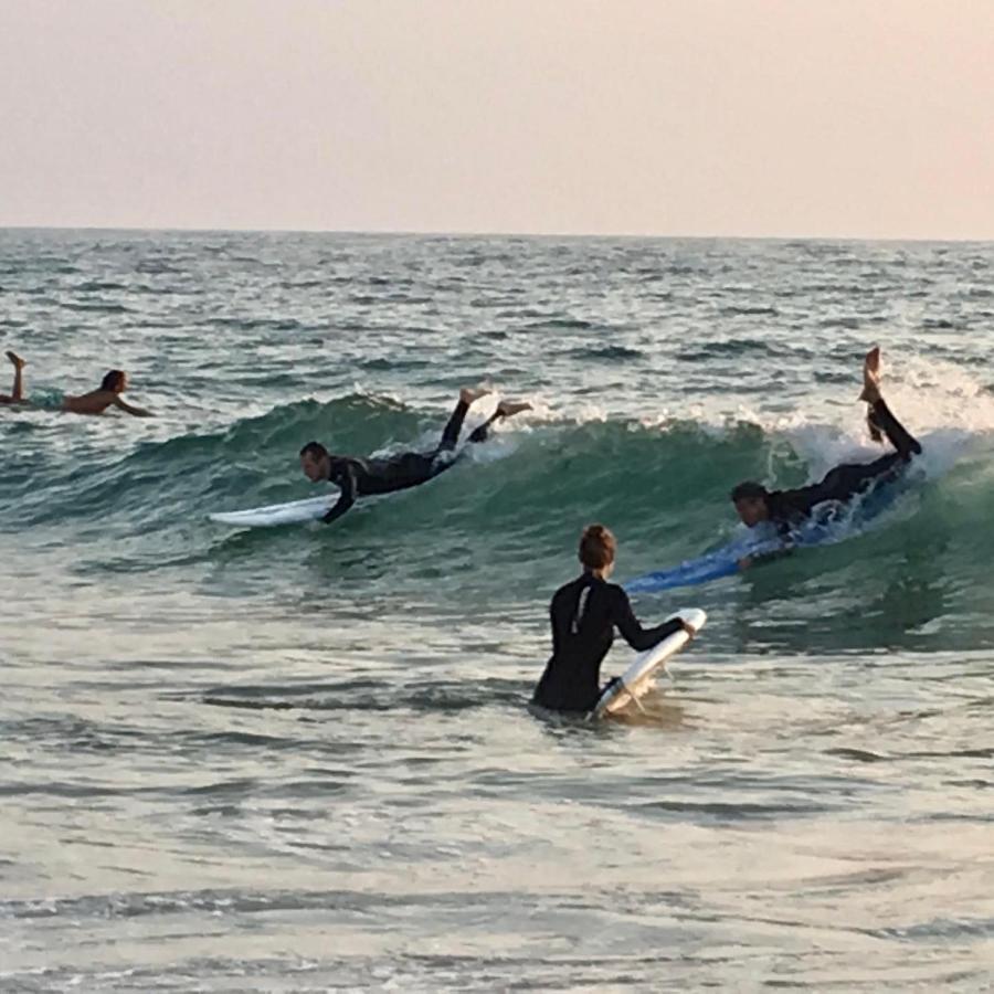 The Far End Surf House - Surf & Yoga Holidays Lourinhã Exterior foto