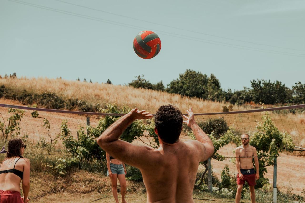 The Far End Surf House - Surf & Yoga Holidays Lourinhã Exterior foto