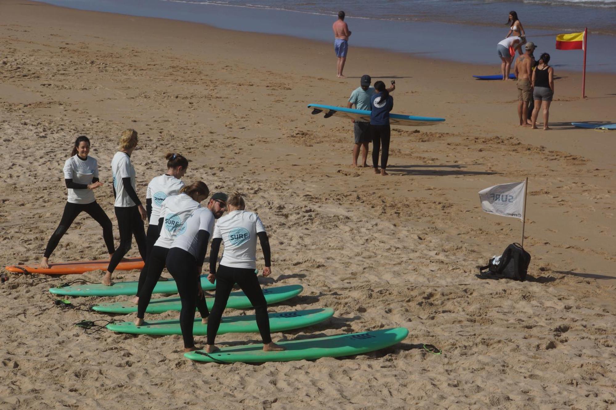 The Far End Surf House - Surf & Yoga Holidays Lourinhã Exterior foto