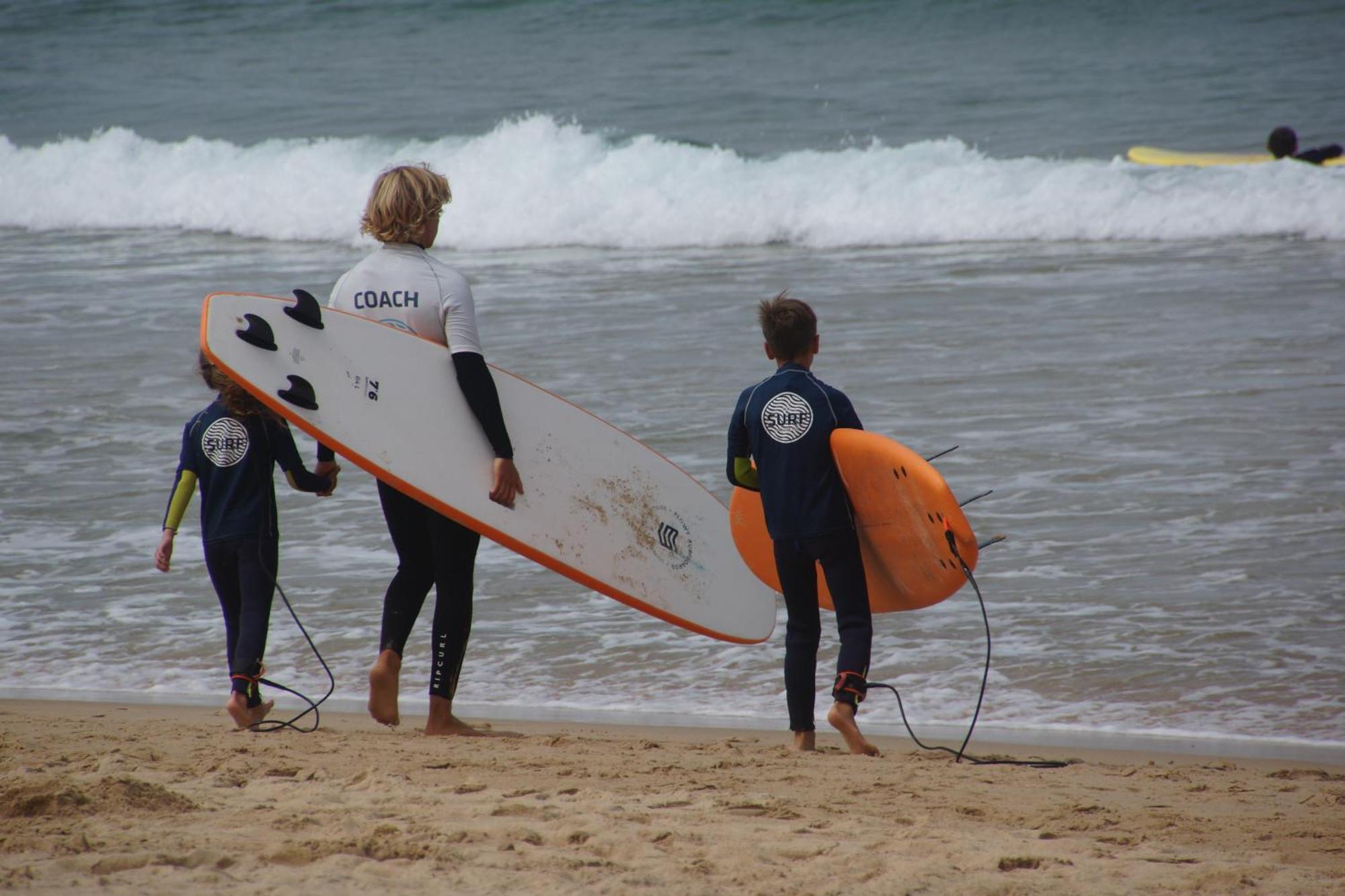 The Far End Surf House - Surf & Yoga Holidays Lourinhã Exterior foto